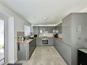 Photo 14- click for photo gallery